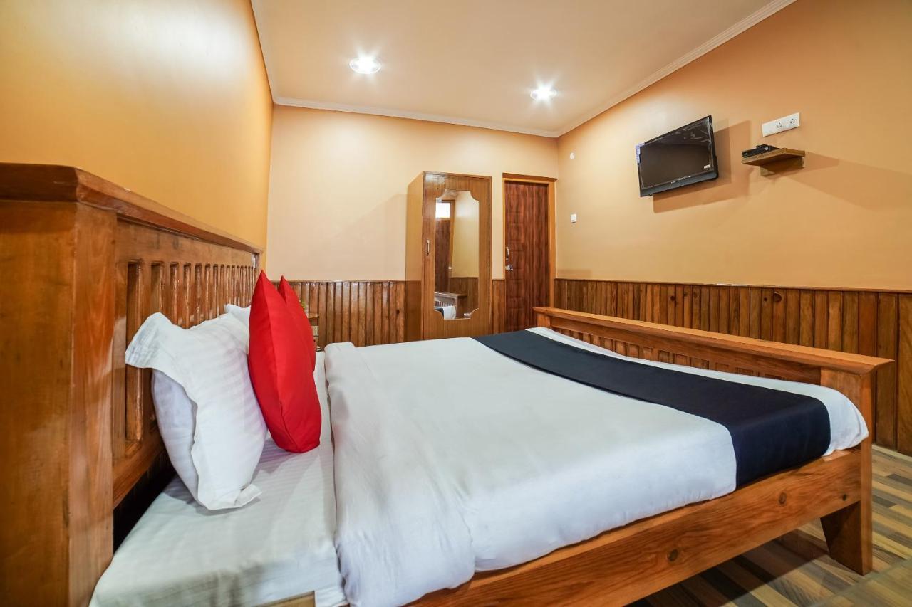 Capital O 47240 Hotel Blossom Resort Kausani Exterior photo