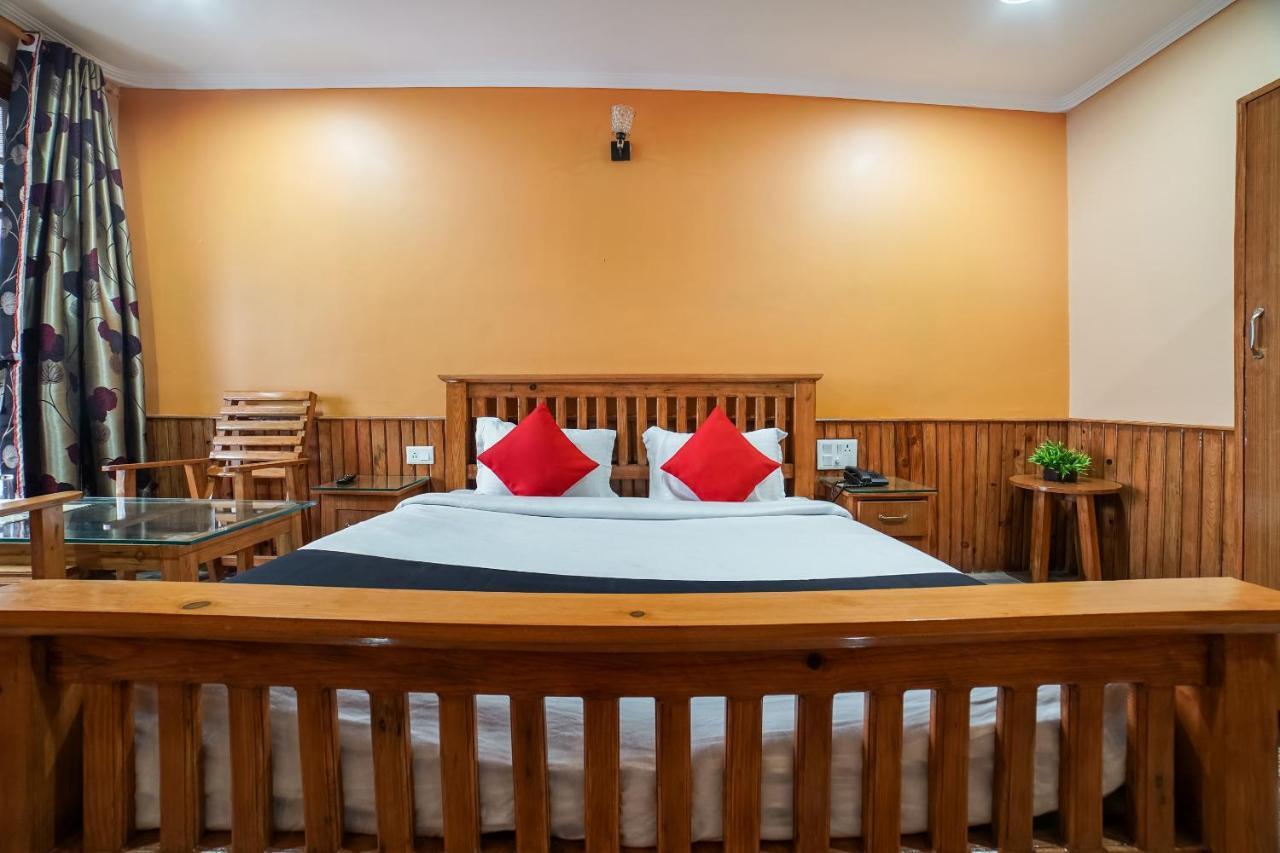 Capital O 47240 Hotel Blossom Resort Kausani Exterior photo