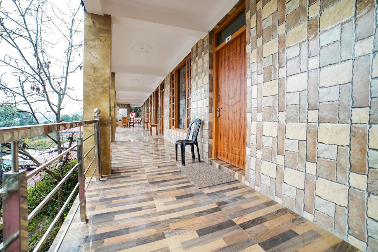Capital O 47240 Hotel Blossom Resort Kausani Exterior photo